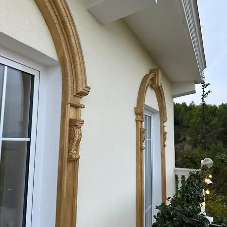 Dy Bukurite * Durrës