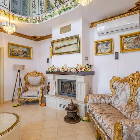 Villa Dy Bukurite