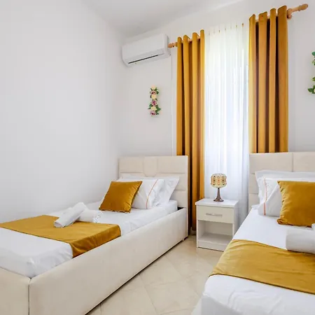 Villa Dy Bukurite Draç