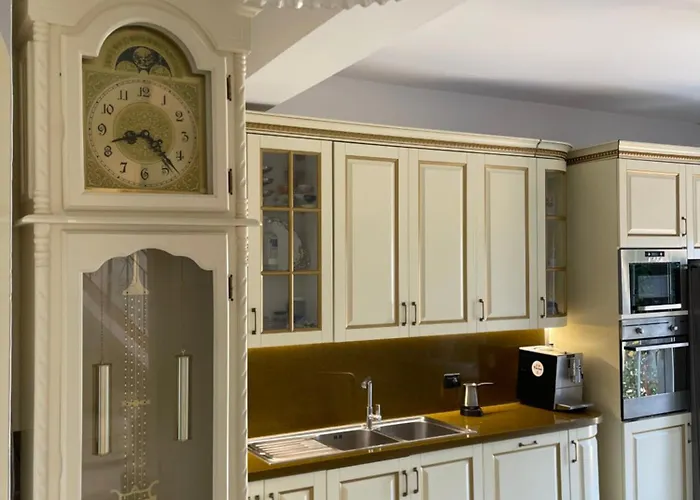 Villa Dy Bukurite Draç