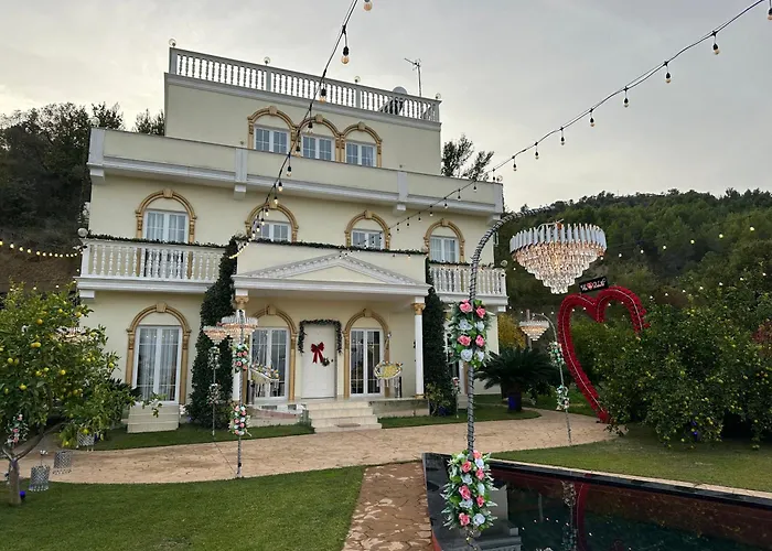 Dy Bukurite Villa Draç