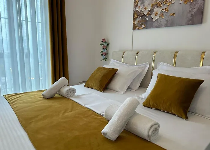 Dy Bukurite Villa Draç