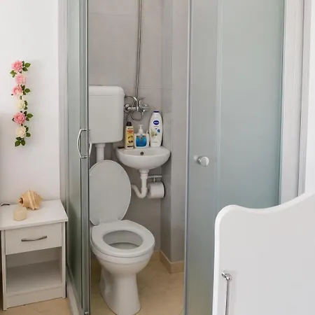 Dy Bukurite Willa Durrës
