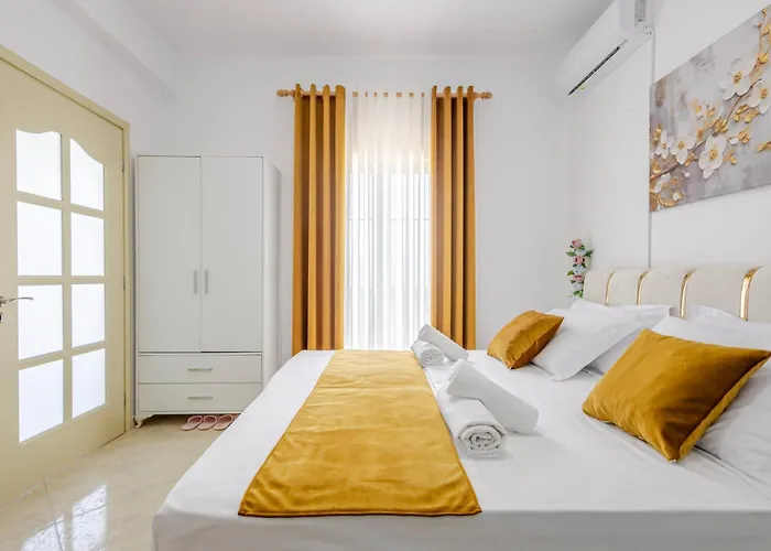 Dy Bukurite * Durrës